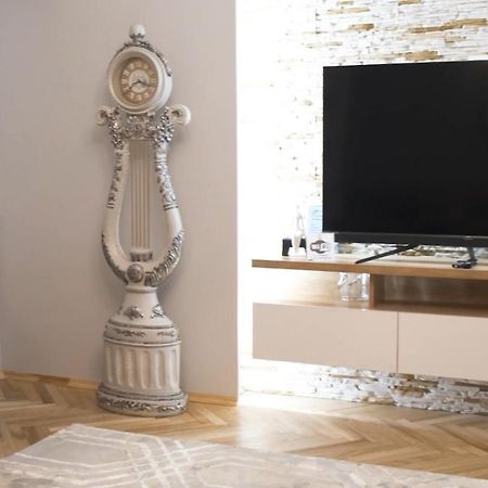 Paulmarie Apartments On Pushkinskaya Брест Екстериор снимка