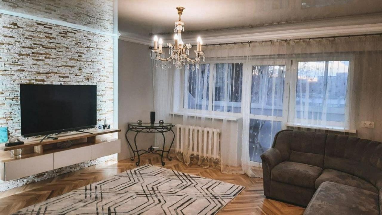 Paulmarie Apartments On Pushkinskaya Брест Екстериор снимка